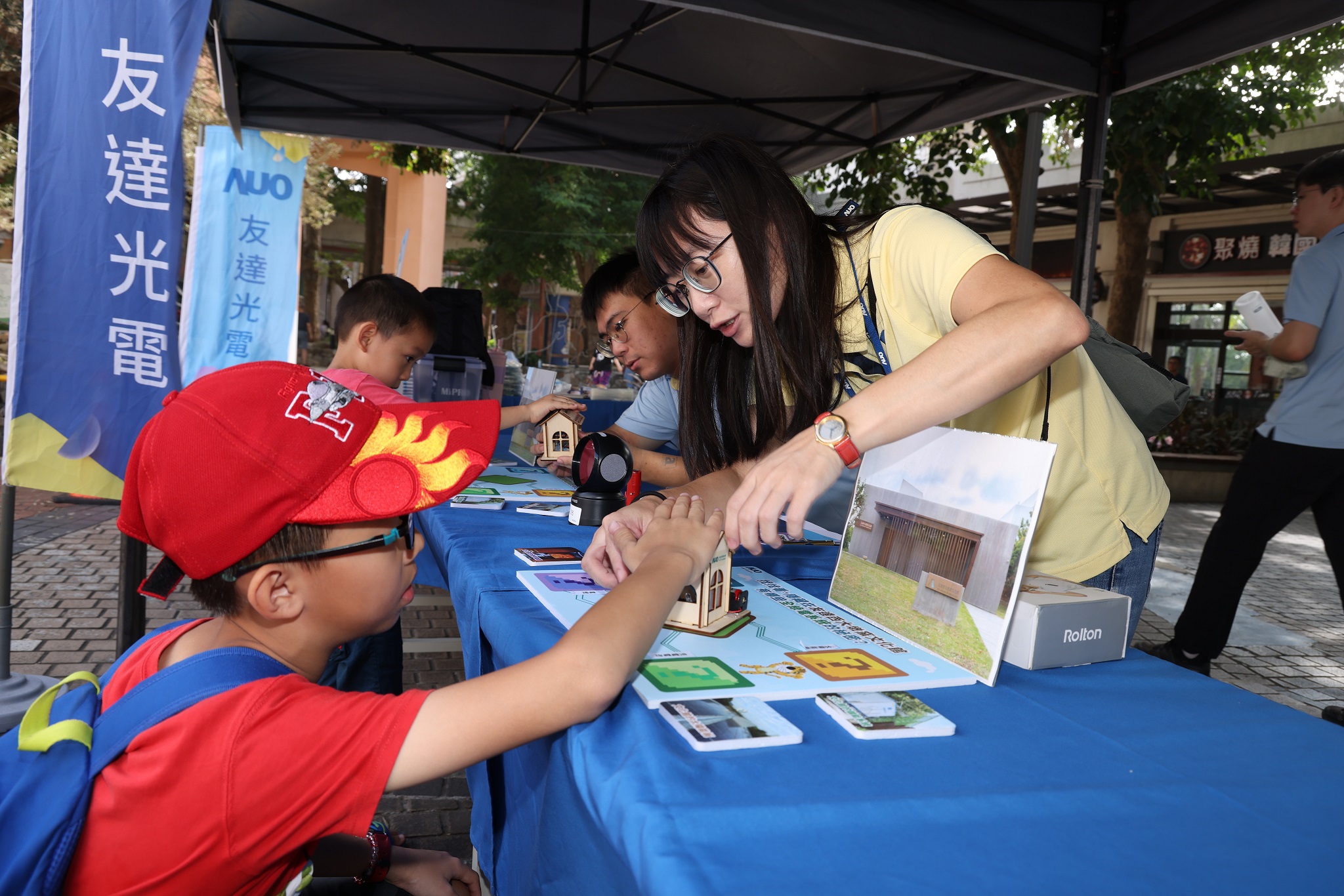 非凡娛樂投入永續素養教育多年，從自身的環境教育場域走入校園、各式活動現場，合作夥伴亦擴及到NGO、公部門與供應鏈，豐碩成果獲「社會共融領袖獎」